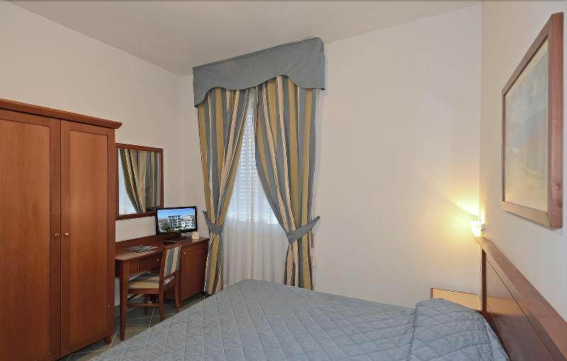 וירג'יו Hotel Garden מראה חיצוני תמונה