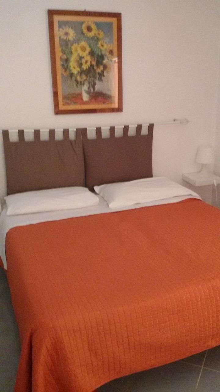 וירג'יו Hotel Garden מראה חיצוני תמונה